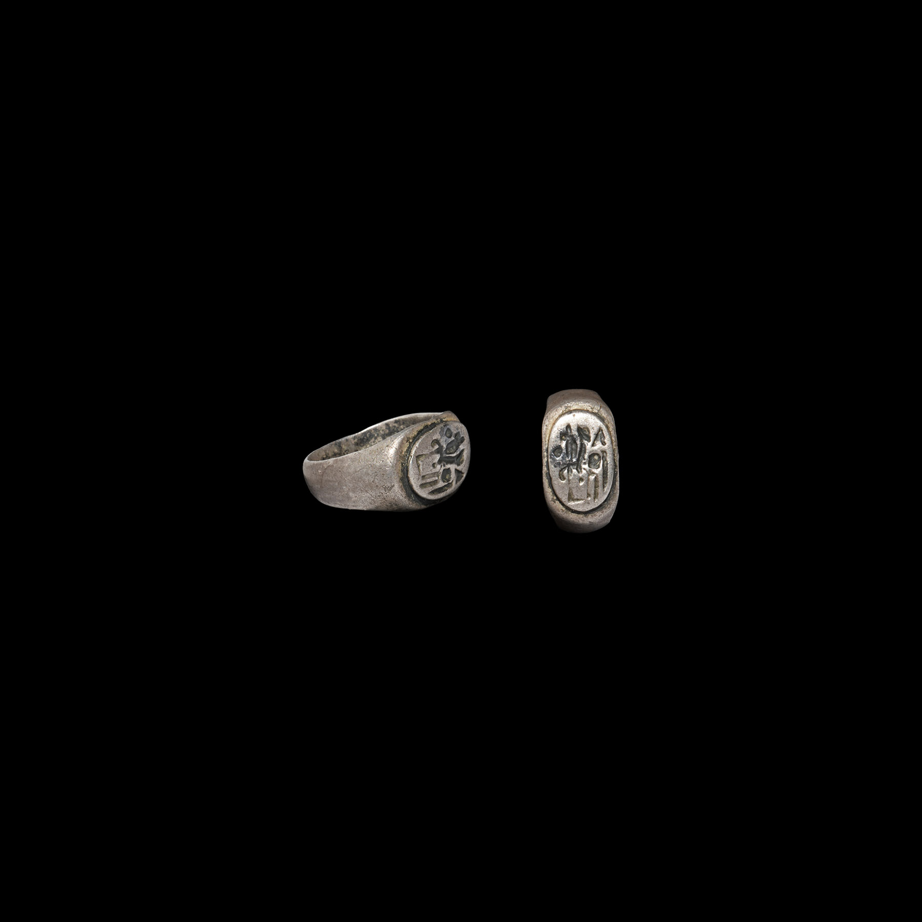 Roman Silver Ring with Warrior on Horseback