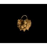Byzantine Gold Horseshoe-Shaped Earring