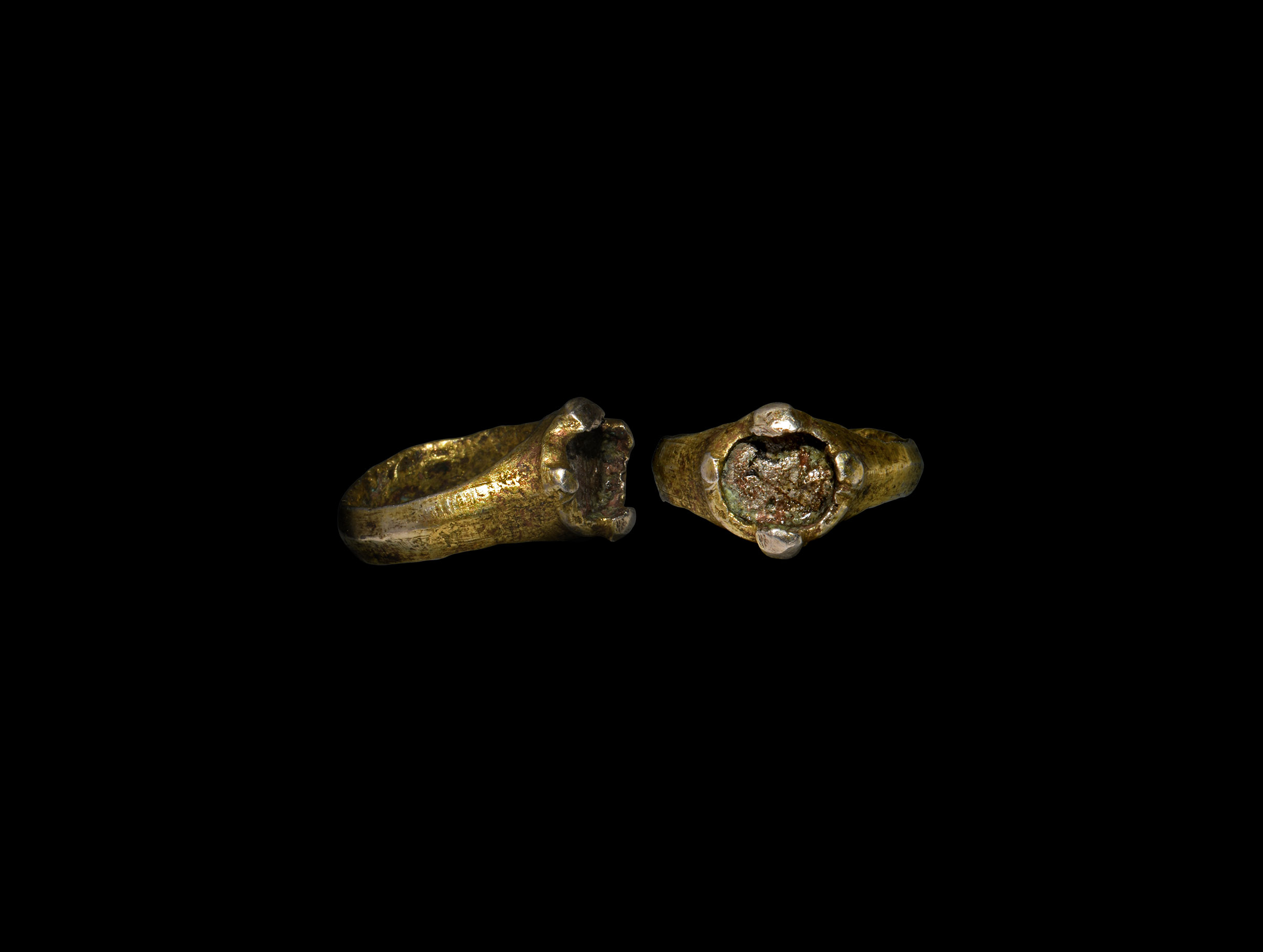 Medieval Silver Gilt Ring