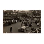 A collection of 23 postcards of Royal Tunbridge Wells, Kent, all featuring motor cars and other