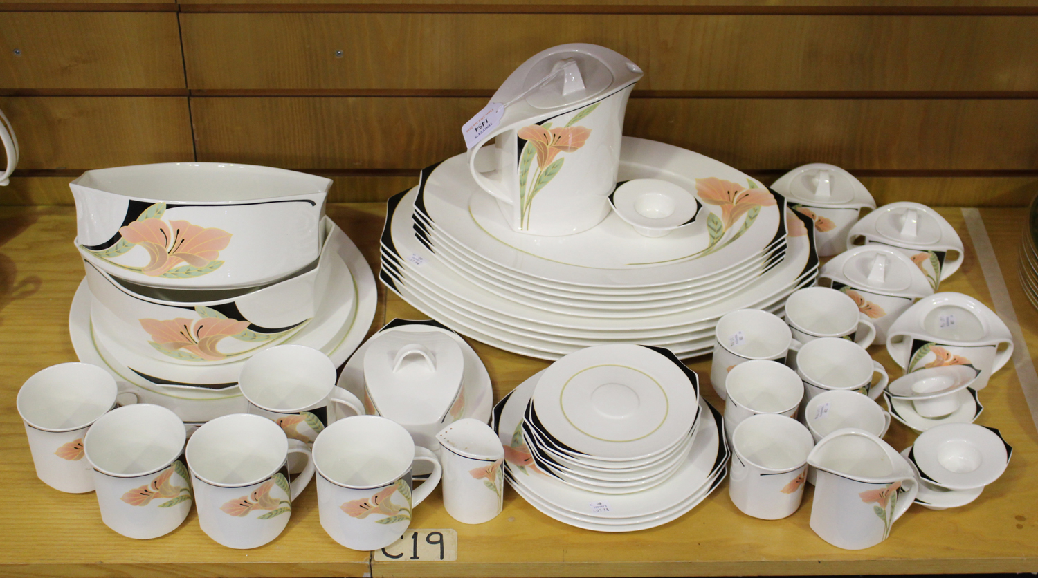 A Villeroy & Boch Iris pattern part service, comprising two graduated platters, two serving bowls, - Image 2 of 2