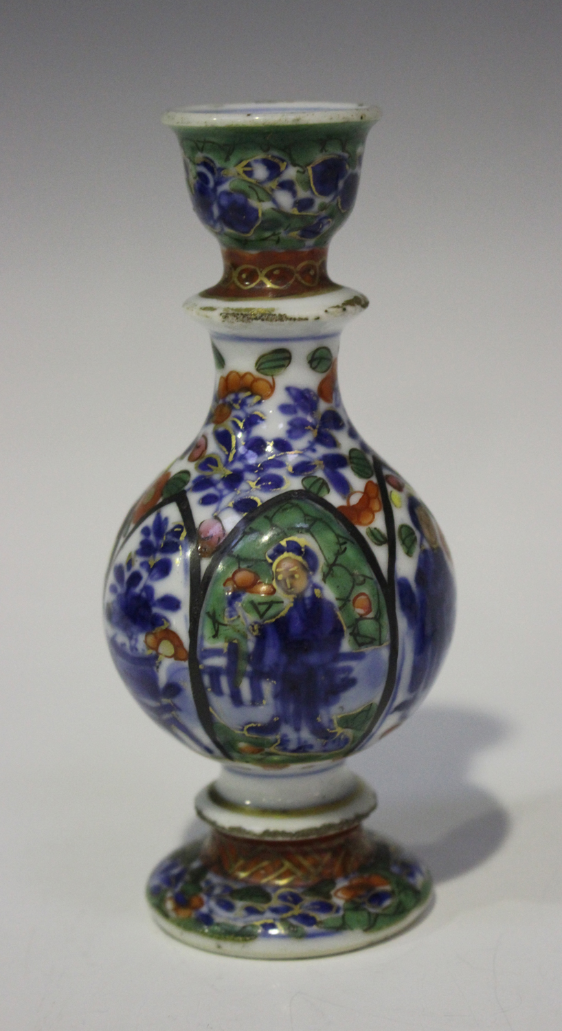 A Chinese 'clobbered' blue and white porcelain diminutive vase, Kangxi period and later, the lobed - Image 5 of 7