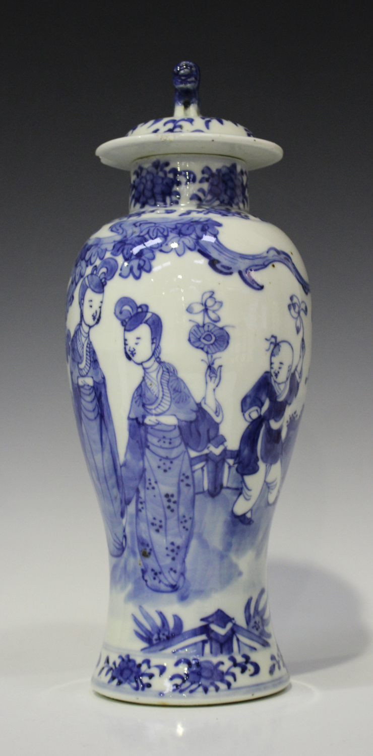 A Chinese blue and white porcelain vase and cover, mark of Kangxi but late 19th century, painted - Image 6 of 8