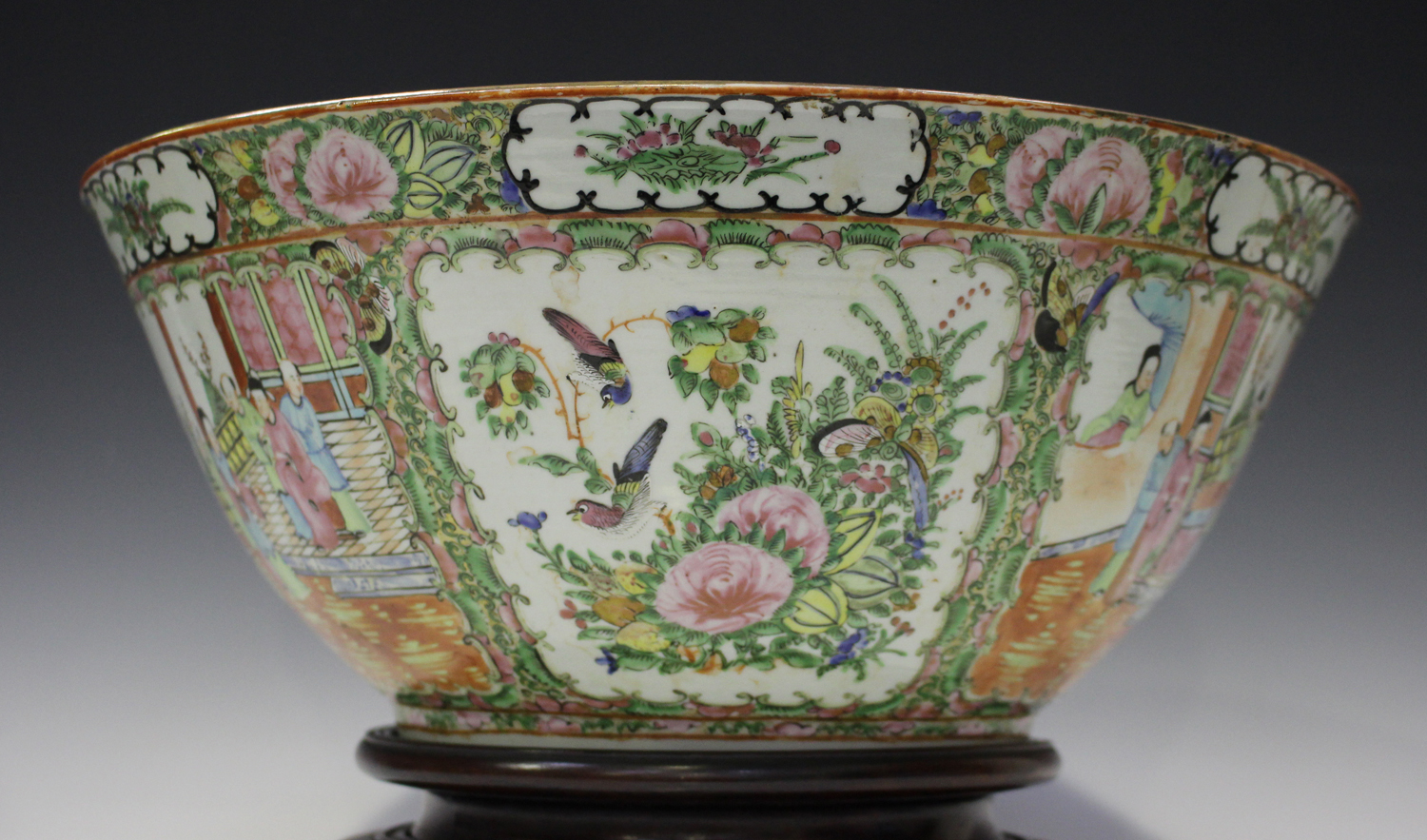 A Chinese Canton famille rose porcelain punchbowl, mid to late 19th century, the interior and - Image 13 of 13