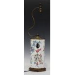 A Chinese famille rose porcelain hat stand table lamp, late Qing dynasty, of quatrelobed outline