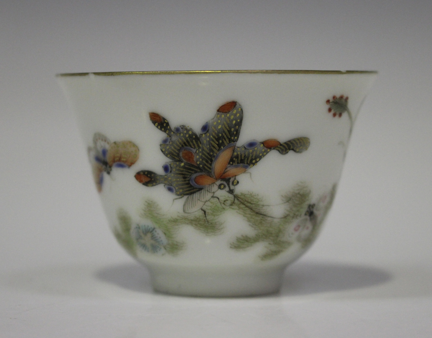 A Chinese porcelain wine cup, mark and period of Xianfeng, the exterior painted with five