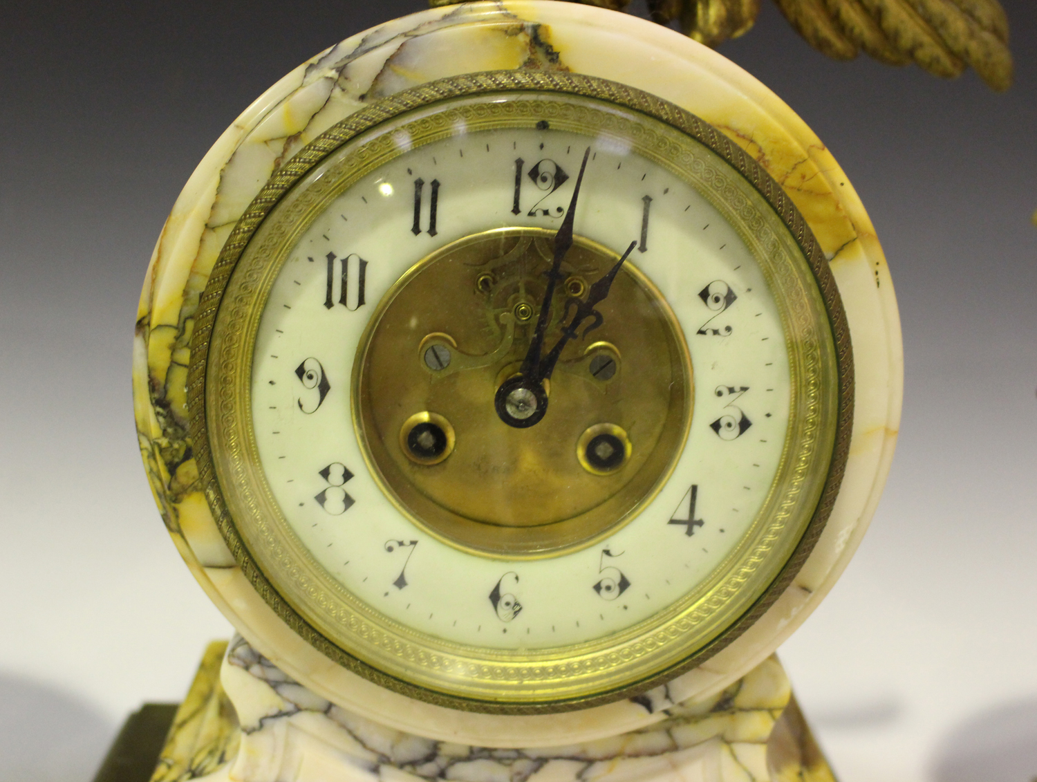 A late 19th century French marble and brass clock garniture, the drum cased clock with eight day - Image 4 of 4