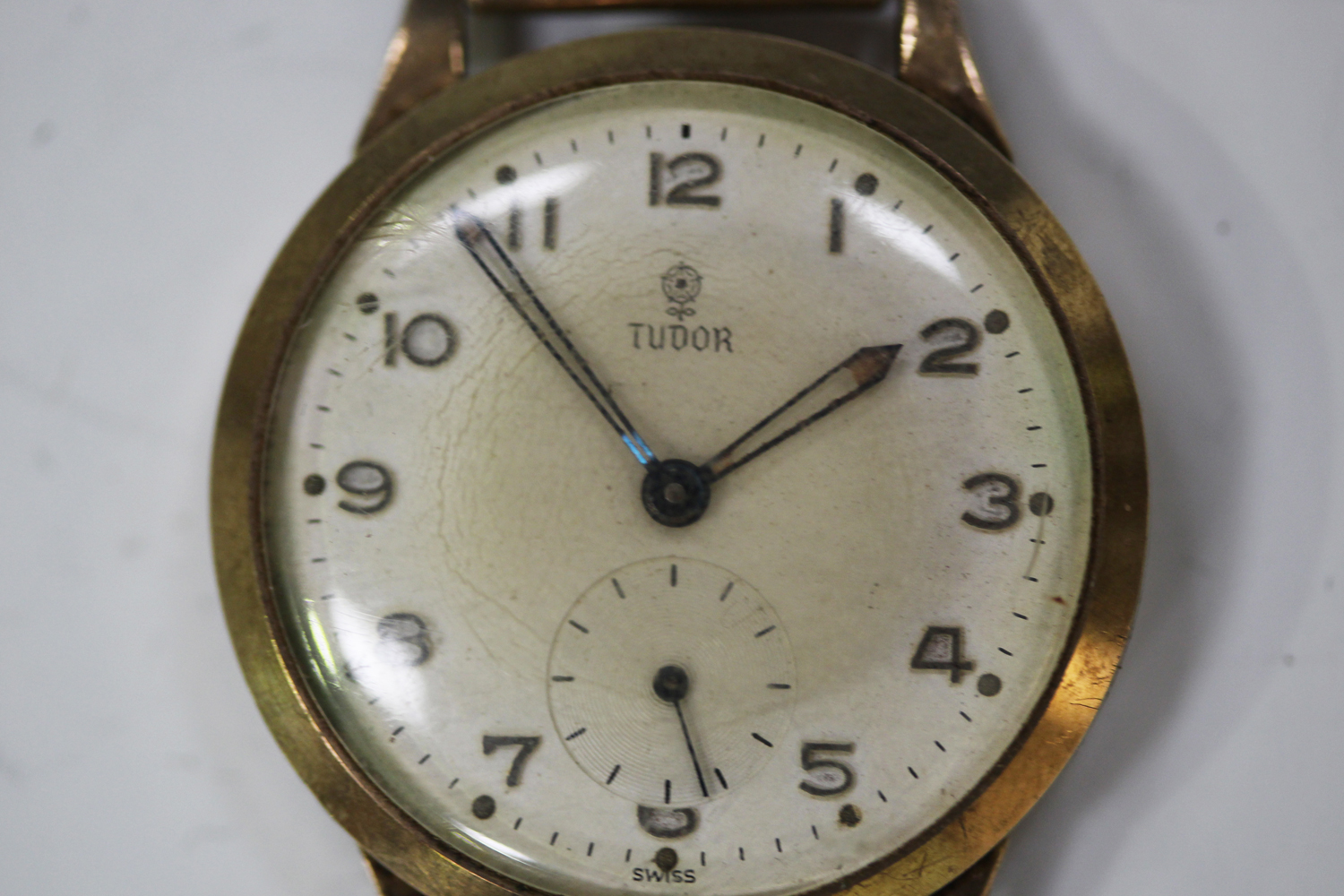 A Tudor 9ct gold circular cased gentleman's wristwatch, the signed silvered dial with Arabic - Image 2 of 4