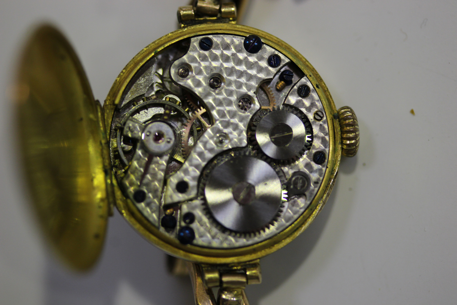 A Bébé 9ct gold circular cased lady's wristwatch, the signed silvered dial with black Arabic - Image 3 of 5