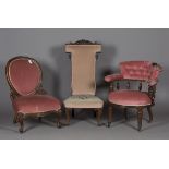 A late Victorian walnut showframe lady's salon chair, height 87cm, width 58cm, together with a