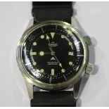 A Smiths de Luxe Automatic Incabloc stainless steel cased gentleman's wristwatch, the signed black