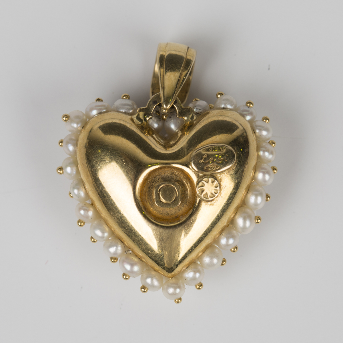 A gold and cultured pearl pendant in a heart shaped design, detailed 'Le-Gi 750', length 3cm.Buyer’s - Image 2 of 2