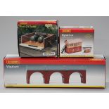 A good collection of Hornby and Hornby Railways trackside accessories, including a turntable, a