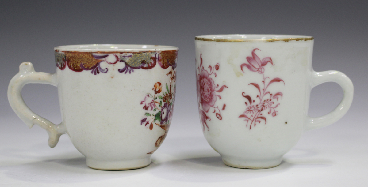 A small group of Chinese export porcelain, 18th century, including a 'clobbered' blue and white - Image 10 of 20