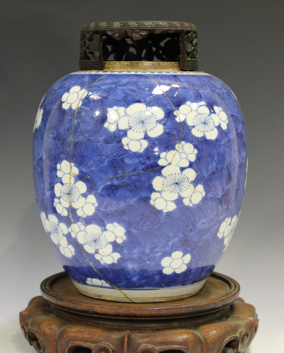 A Chinese blue and white export porcelain ginger jar, Kangxi period, painted with prunus, height - Image 22 of 22