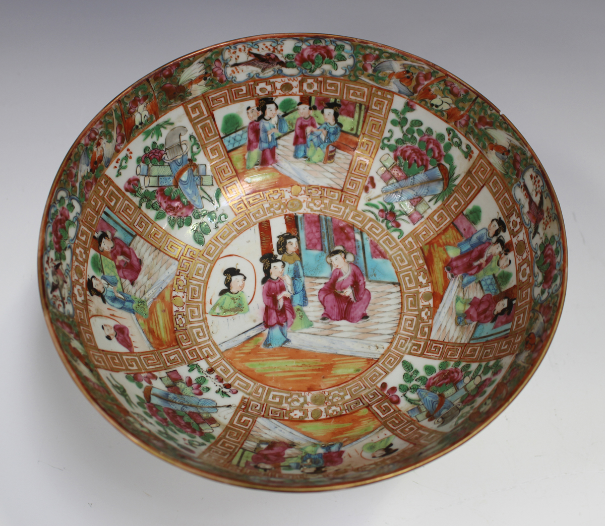 A Japanese cloisonné lobed oval dish, Meiji period, decorated with two birds flying above peonies - Image 14 of 19