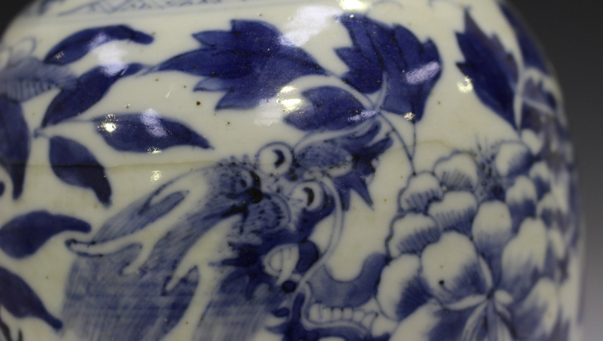 A pair of Chinese blue and white porcelain vases and covers, mark of Kangxi but late 19th century, - Image 6 of 18