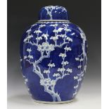 A large Chinese blue and white porcelain ginger jar and cover, late 19th century, painted with