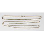 A 9ct gold foxtail link neckchain on a boltring clasp, length 38.5cm, and a gold circular link