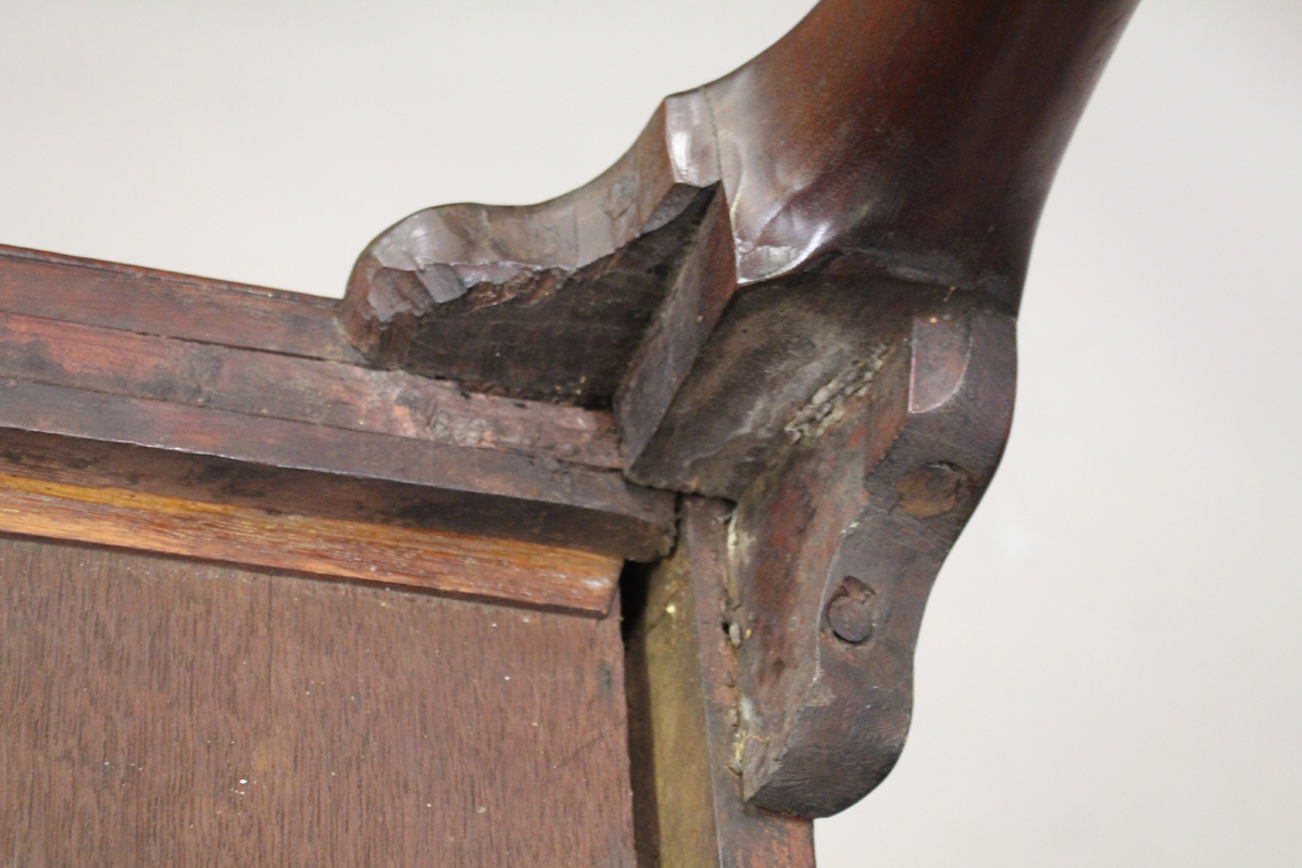 A George III figured mahogany serpentine-fronted side table, fitted with a single oak-lined - Image 2 of 10