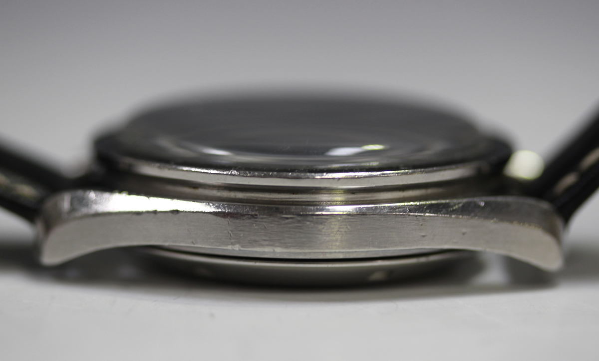 An Omega Speedmaster Professional 'Moonwatch' chronograph steel cased gentleman's bracelet - Image 3 of 11