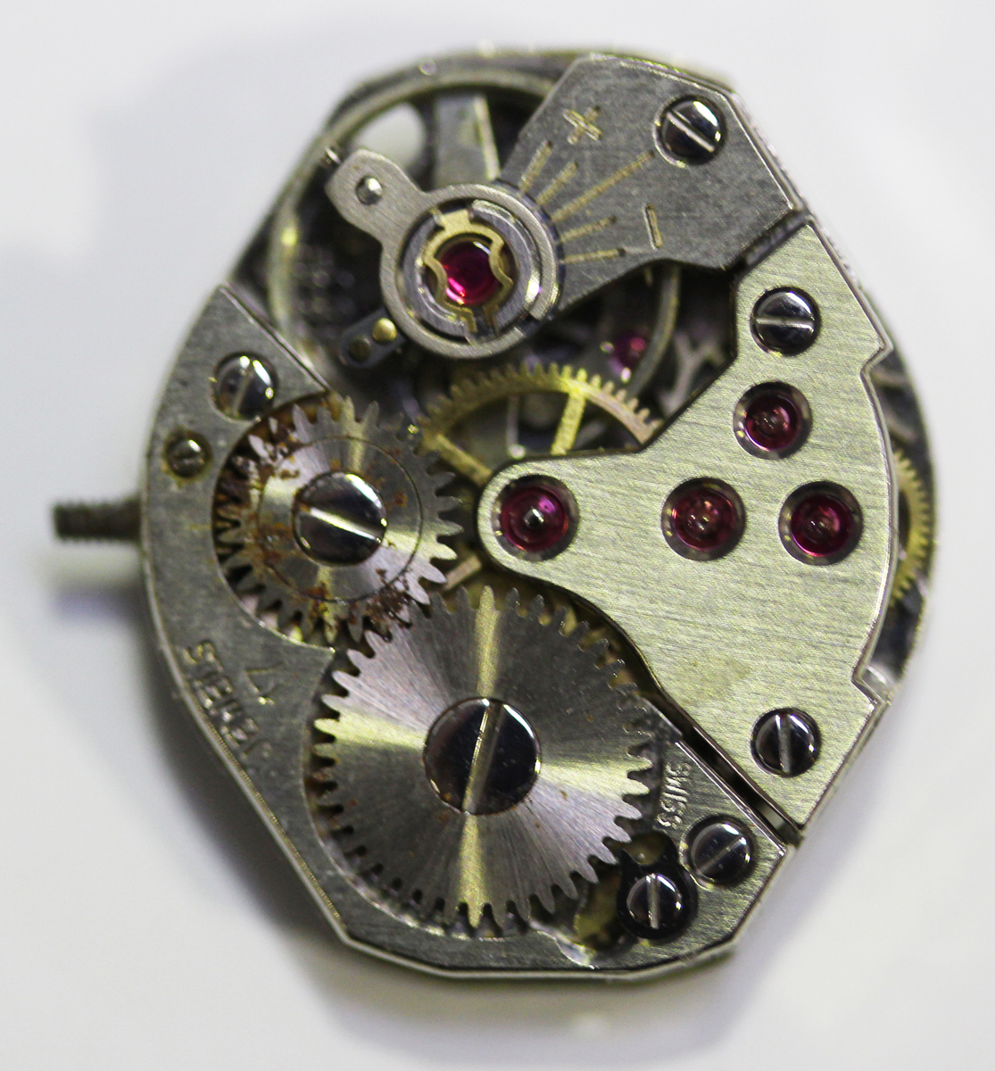 An 18ct gold cushion cased lady's wristwatch, the jewelled movement detailed 'Favre Watch', import - Image 4 of 8