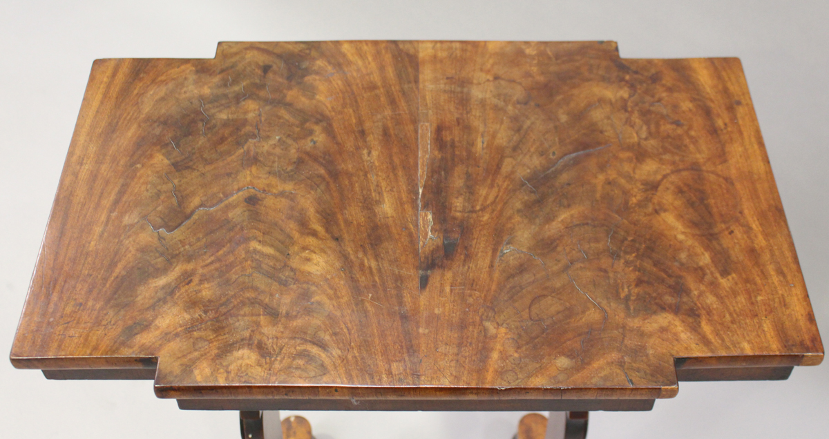 An early Victorian figured mahogany wine table, the shaped rectangular top on shaped twin - Image 3 of 3