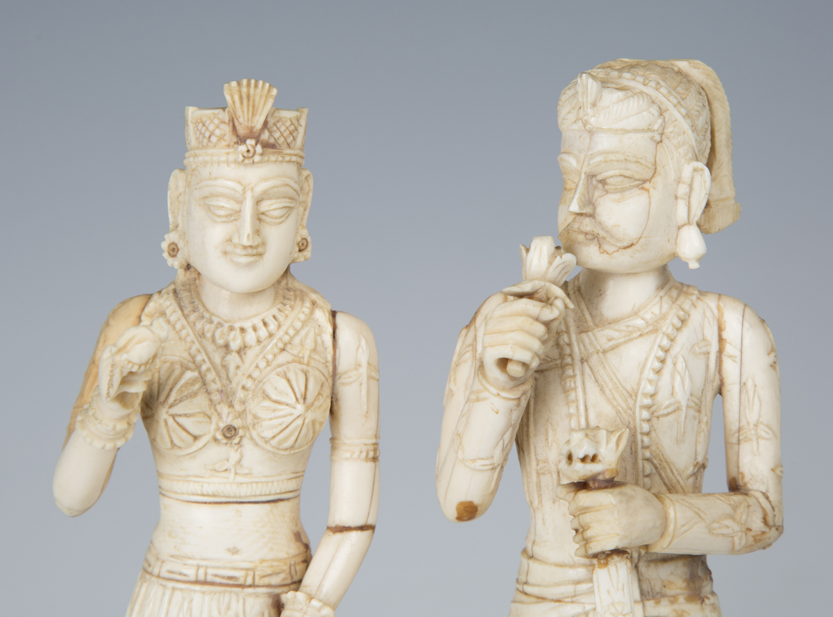A pair of 19th century Indian carved ivory full-length figures of a lady and gentleman, height 18cm, - Image 7 of 7