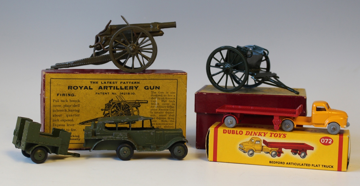 A collection of Britains lead figures, including a No. 1290 Band of the Line, infantry and three