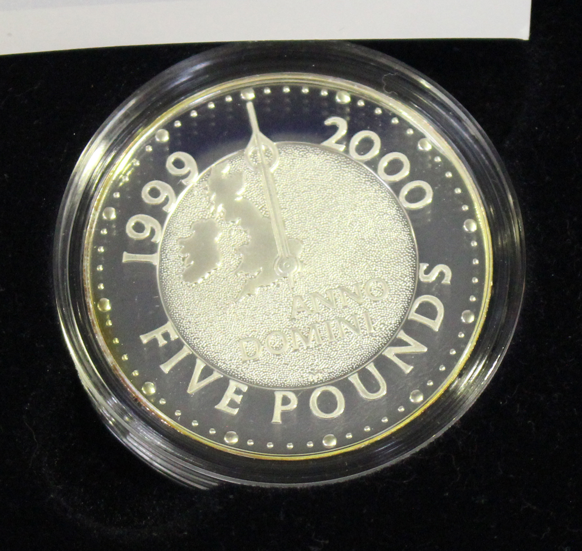 A group of Royal Mint commemorative coinage, comprising a proof five pounds 1999 commemorating Diana - Image 3 of 3