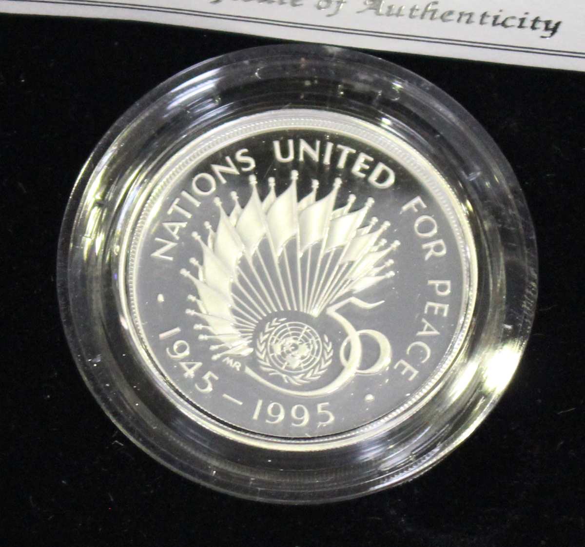 A group of Royal Mint commemorative coinage, comprising a proof five pounds 1999 commemorating Diana - Image 2 of 3