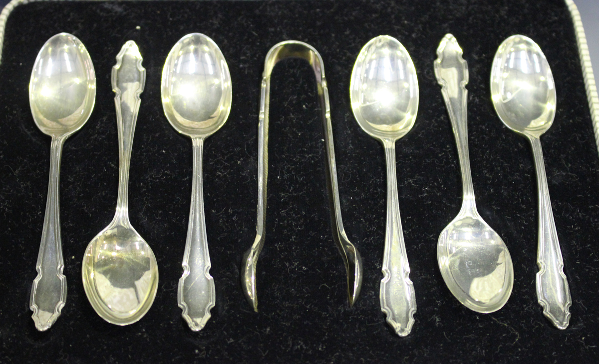 A set of six George VI silver grapefruit spoons, Birmingham 1939 by I.S. Greenberg & Co, cased, - Image 2 of 3