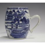 A Chinese blue and white export porcelain tankard, late Qianlong/Jiaqing period, of barrel form,