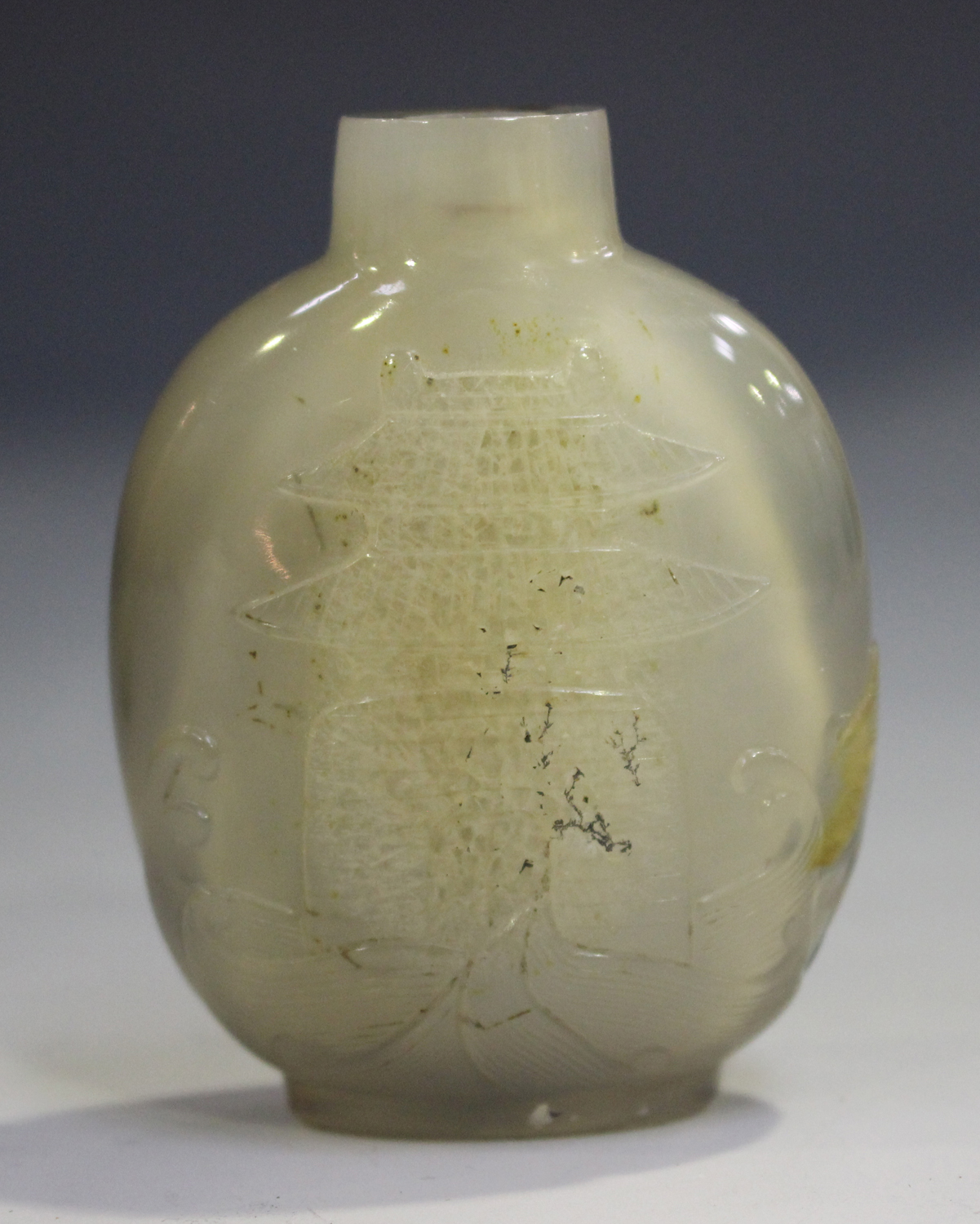 A Chinese agate snuff bottle, probably late Qing, of flattened ovoid form, carved in low relief with - Image 12 of 14