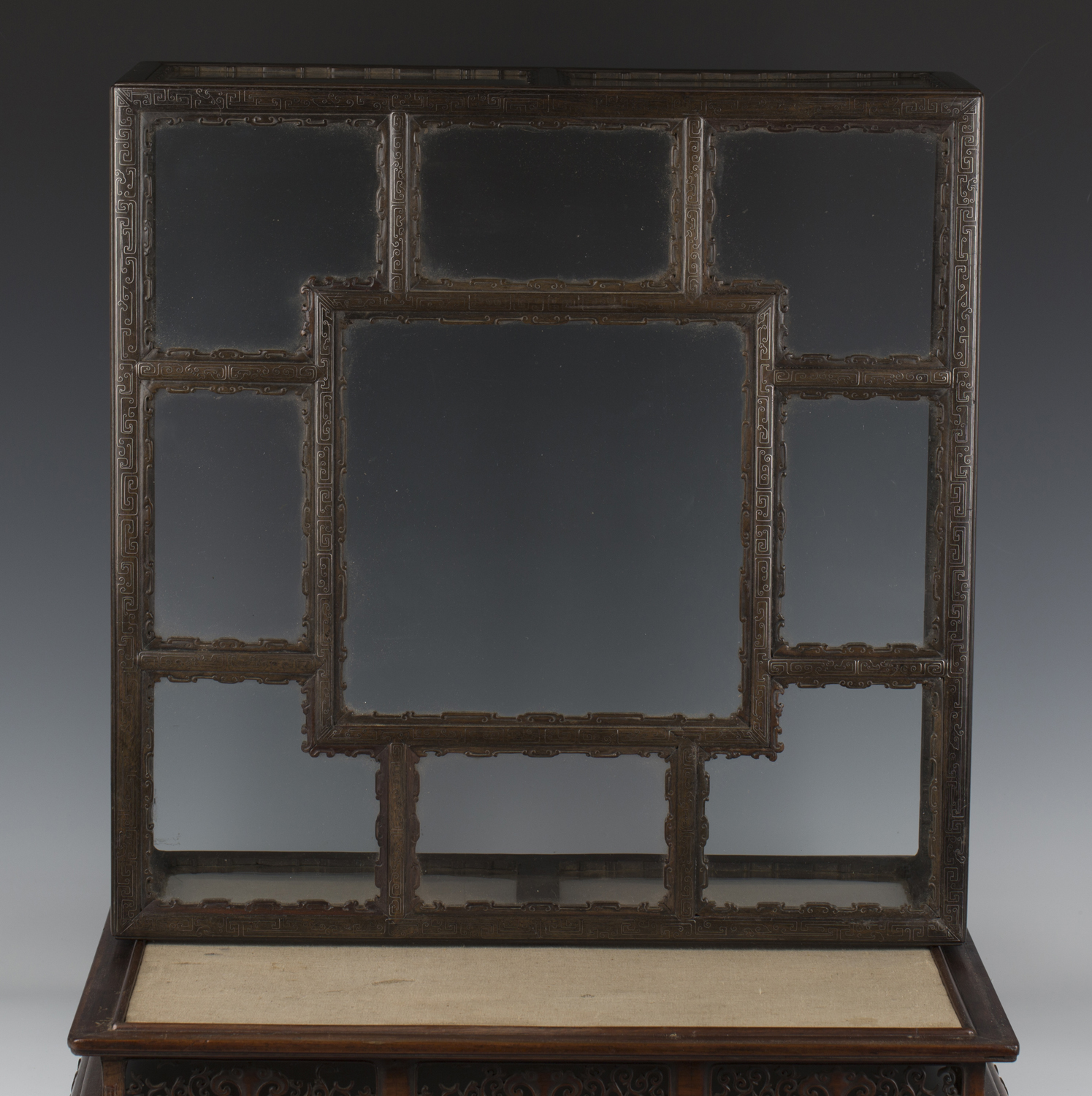 A Chinese silver wire inlaid hardwood and glazed table top display case and stand, late Qing - Image 3 of 10