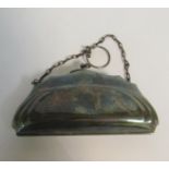 An Edwardian silver plated coin purse, lined and fitted with ring pull carry handle, 12cm w.