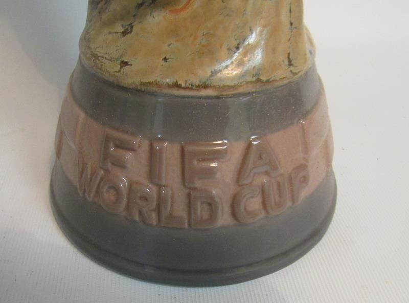 A Lladro porcelain 1978 Sport Billy, Fifi world Cup Trophy, 35cm h. - Image 2 of 4