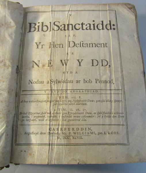 A book - A Welsh Bible,Bibl Sanctaidd: Sef, Yr Hen Deftament a'r Newydd, gyda Nodau a Sylwiadau ar - Image 6 of 7