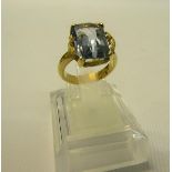 An 18ct yellow gold aquamarine set ring, size N.
