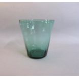 A Georgian green glass tumbler with facet blown bowl. 11cms h.