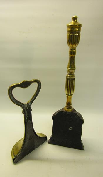 Two 19c brass and iron doorstops both with carry handles, one with base marked AK & Sons for - Image 2 of 4
