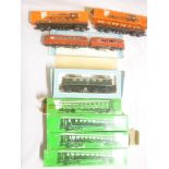 Marklin HO-gauge - boxed 3037 electric locomotive, four boxed Speisewagen coaches,