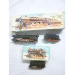 Marklin HO-gauge - boxed 3048 4-6-2 locomotive and tender and boxed 3000 tank locomotive (2)