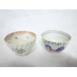 Two various early 19th Century tea bowls with painted decoration (af)