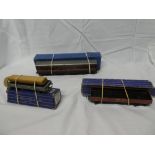 Hornby Dublo - D3 corridor coach in original box and two boxed wagons