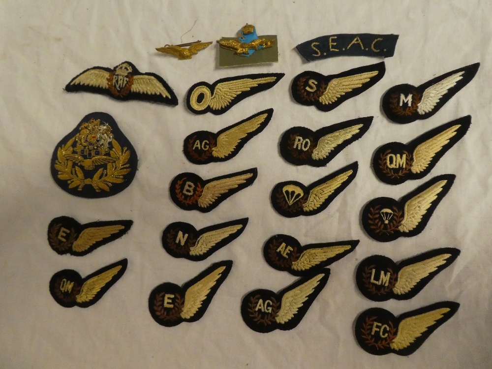 A collection of RAF embroidered wings, mainly World War 2 including RAF Pilot, Observer, Air Gunner,