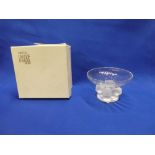 A good quality Lalique glass circular pedestal bowl, the base decorated with four birds,