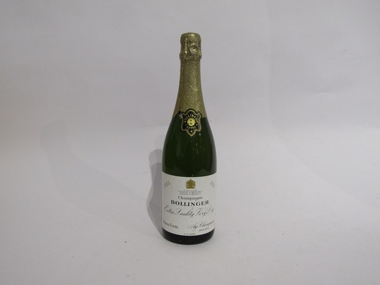 Champagne Bollinger Special Cuvee Extra Quality Very Dry,