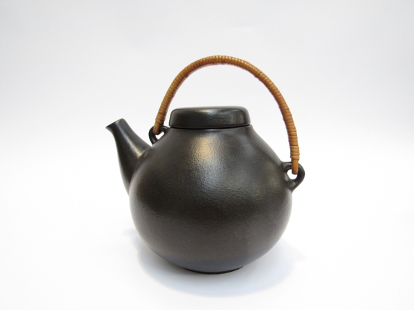 Arabia 1950's Ulla Procope designed matt back teapot with cane handle,