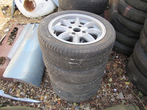 Four alloy KN wheels 15" with tyres